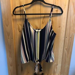 E&M cropped tie front tank top